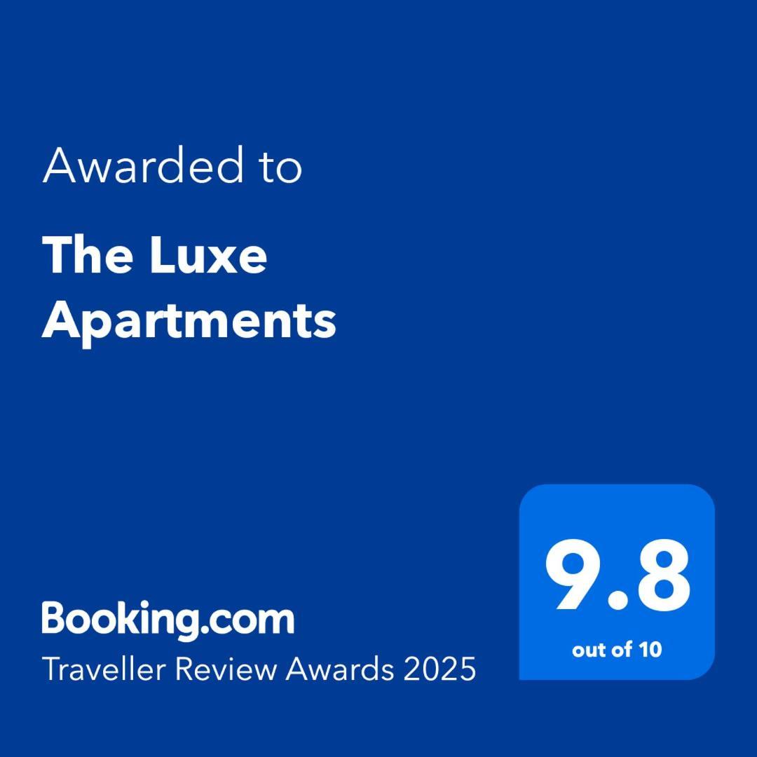 The Luxe Apartments จีโรคาสเตอร์ ภายนอก รูปภาพ