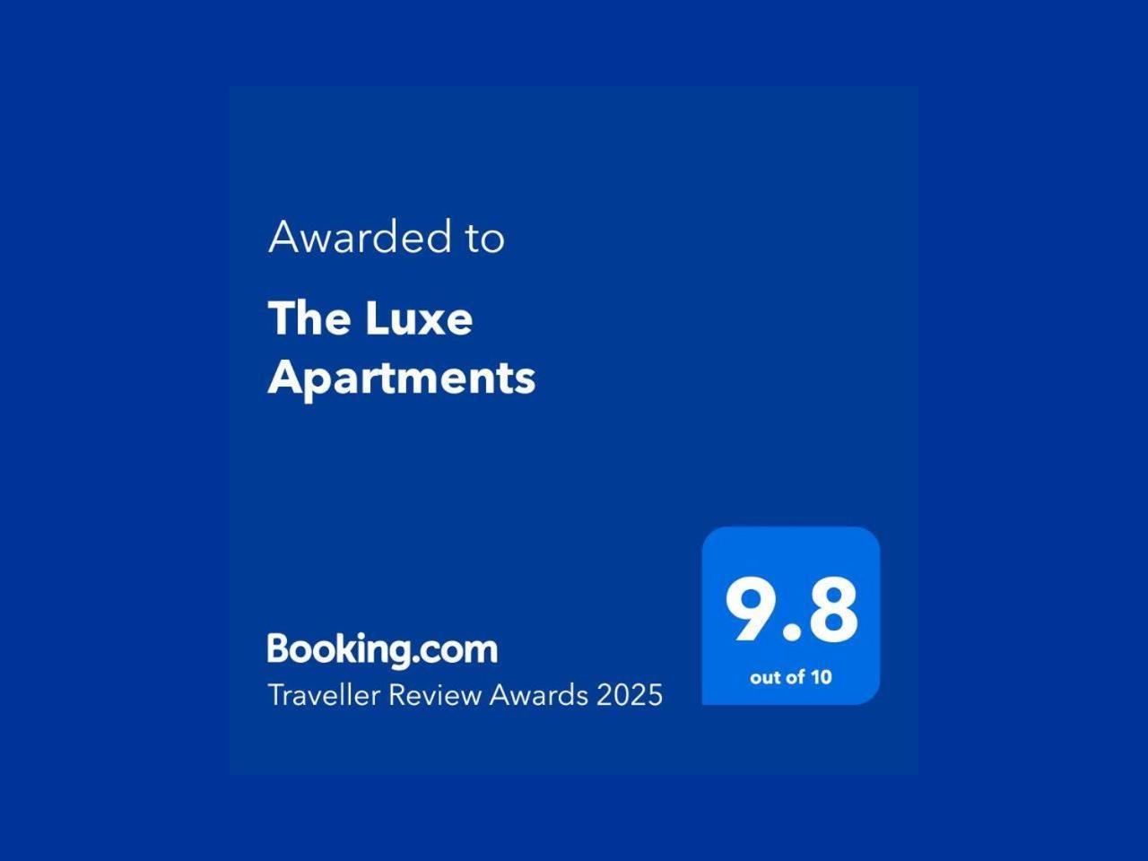 The Luxe Apartments จีโรคาสเตอร์ ภายนอก รูปภาพ